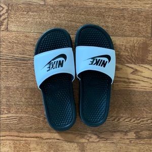 Nike slides
